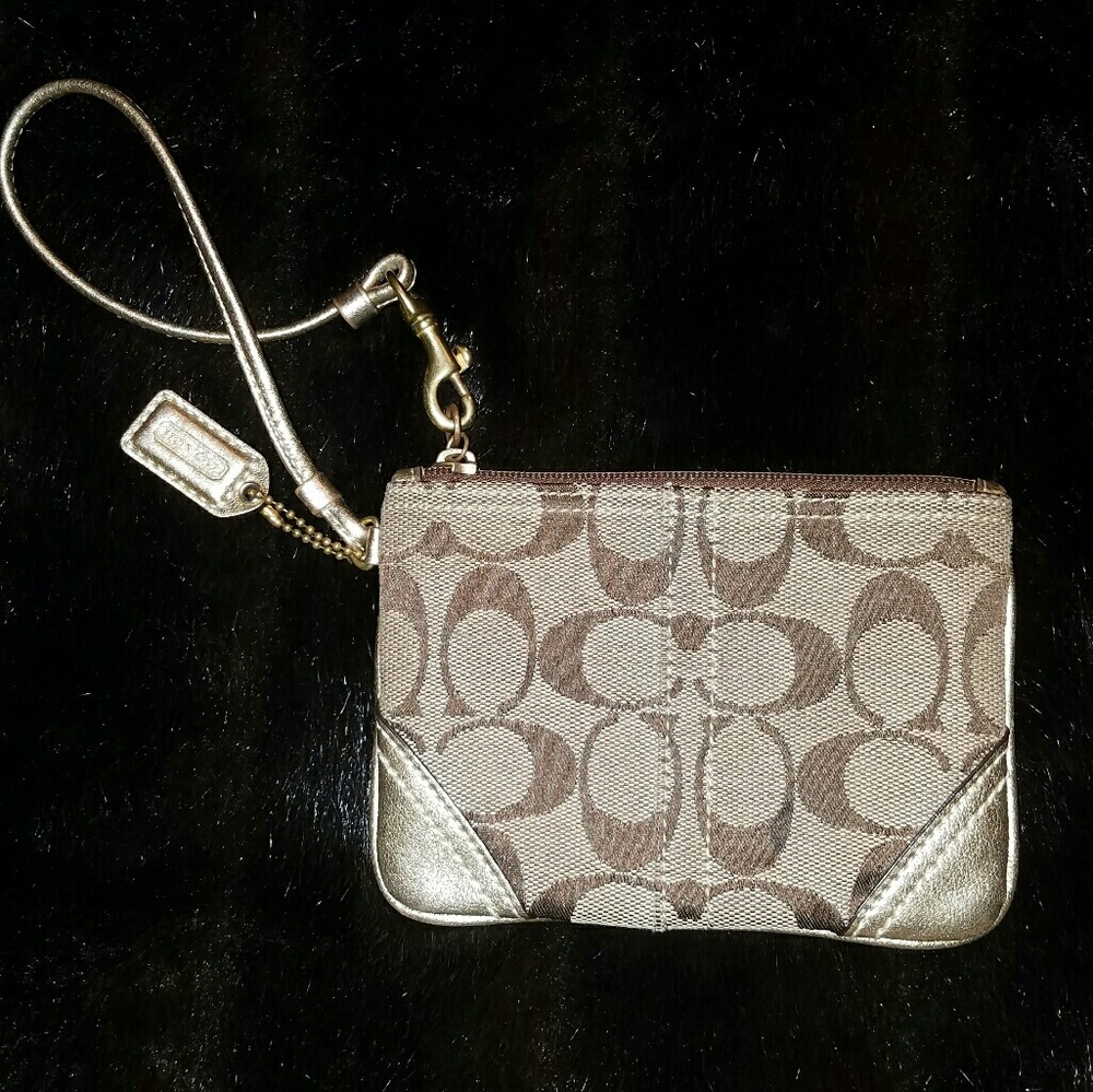 *SOLD* Coach change purse