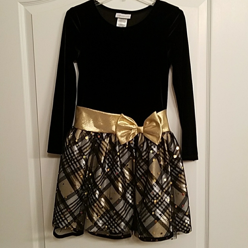 Georgeous black and gold Bonnie Jean dresd