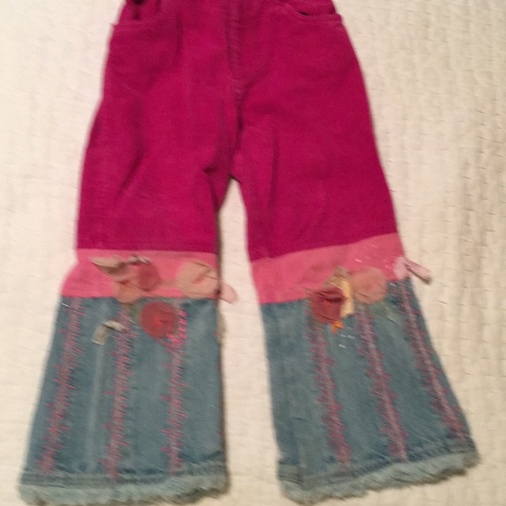 Sooo cute! Designer Beetlejuice jeans. Details!!!