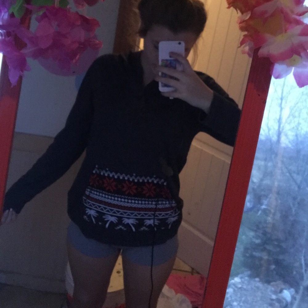 WILLING TO TRADE💖-cute hoodie:))