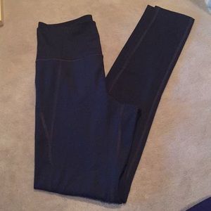 Black workout leggings wunder under