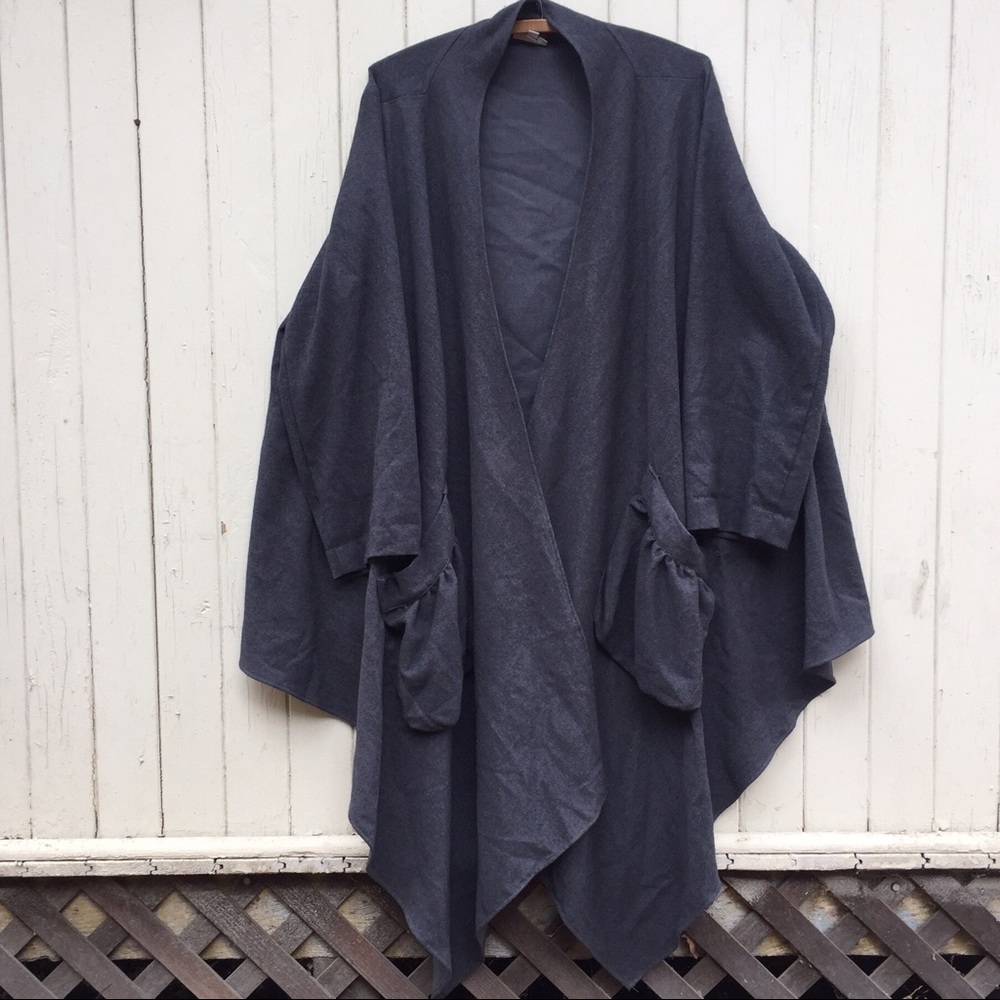 SOLD Asymmetrical oversized gray lagenlook sweater