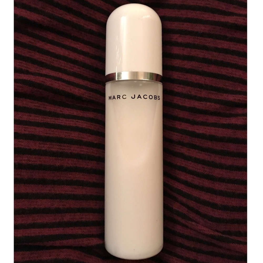 Marc Jacobs coconut setting mist 🎄