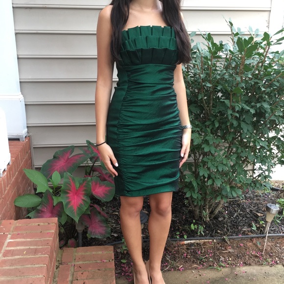 Xscape Dresses & Skirts - Holiday party dress