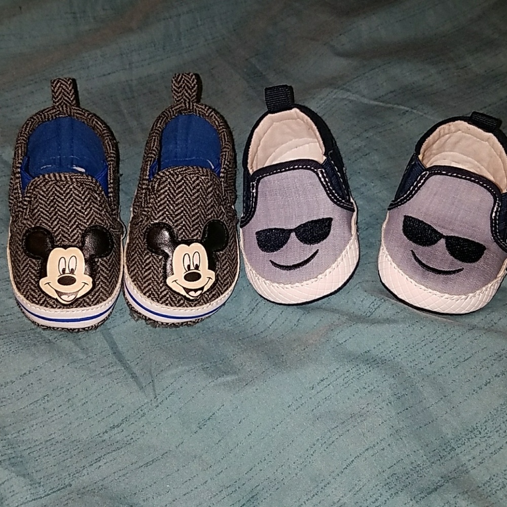 Baby boy size 3-6 months baby shoes disney