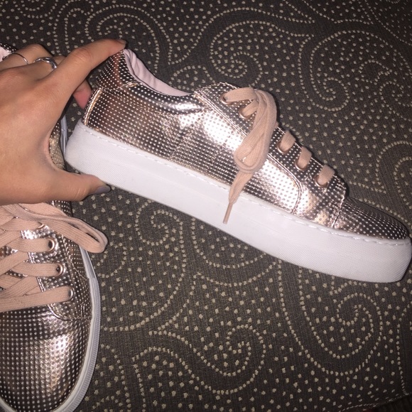 Report Platform Sneakers - Picture 2 of 2