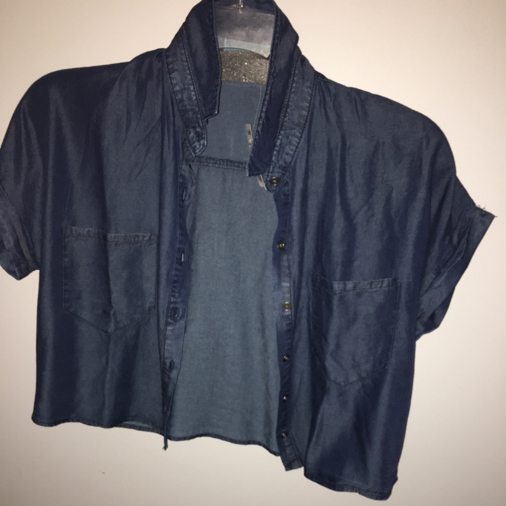 light jean button up tshirt/sweater
