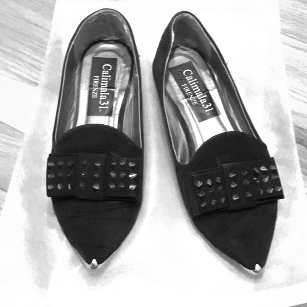 Italian Pointed toe flat with bow and studs