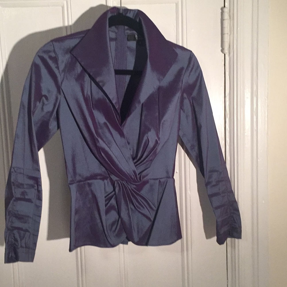 Silk top with stand up collar