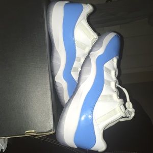 Jordan 11 UNC