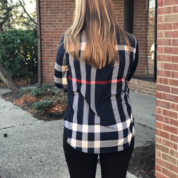 LAST ONE! Navy Plaid Top - Picture 4 of 6