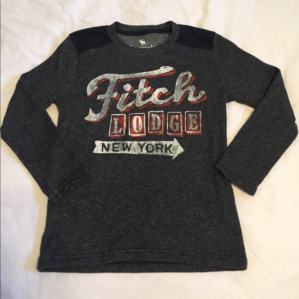 Boys A&F long sleeve tee. Size 5/6