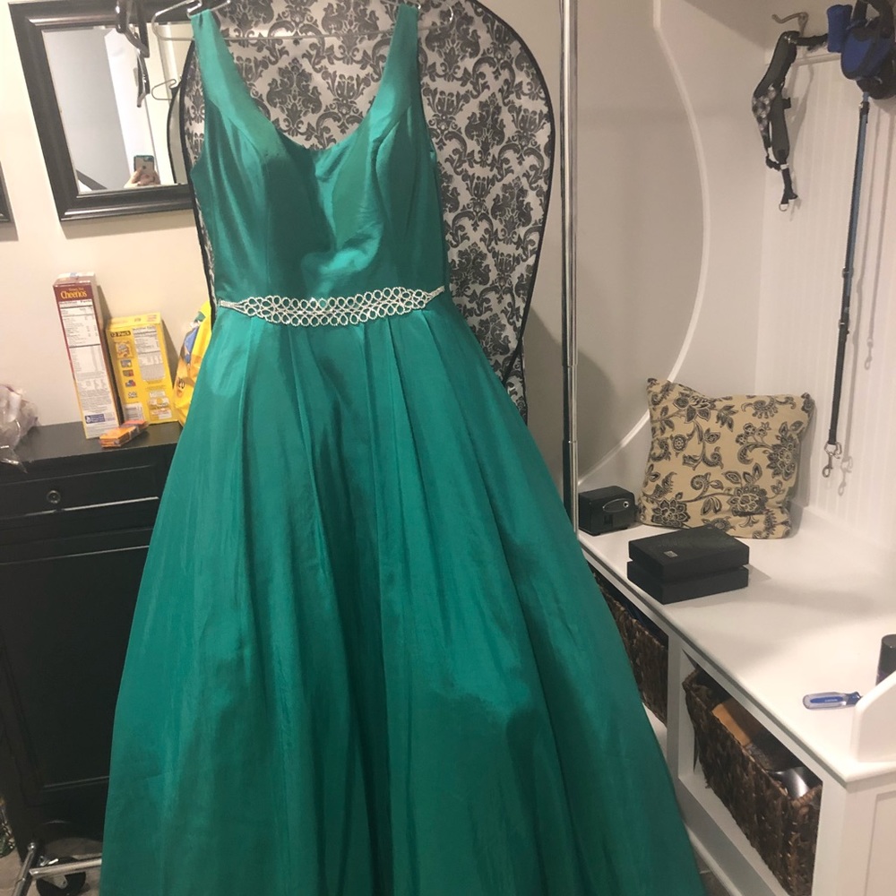 Emerald green Sherri Hill ball gown