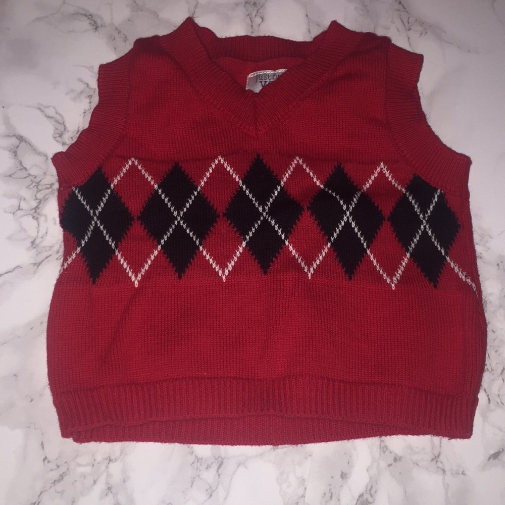 Carters boys sweater vest! Red black! 3 months!