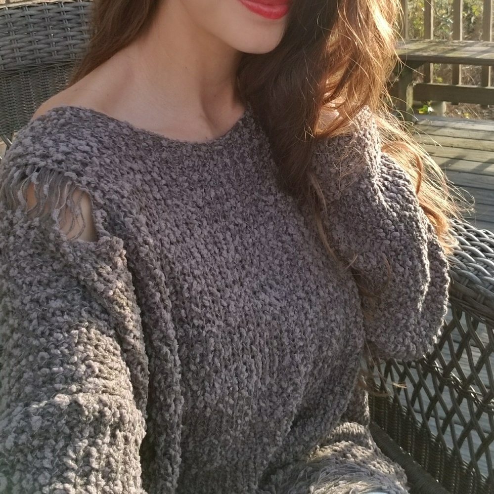▫️LAST▫️Oversized Distressed Sweater - Picture 7 of 8