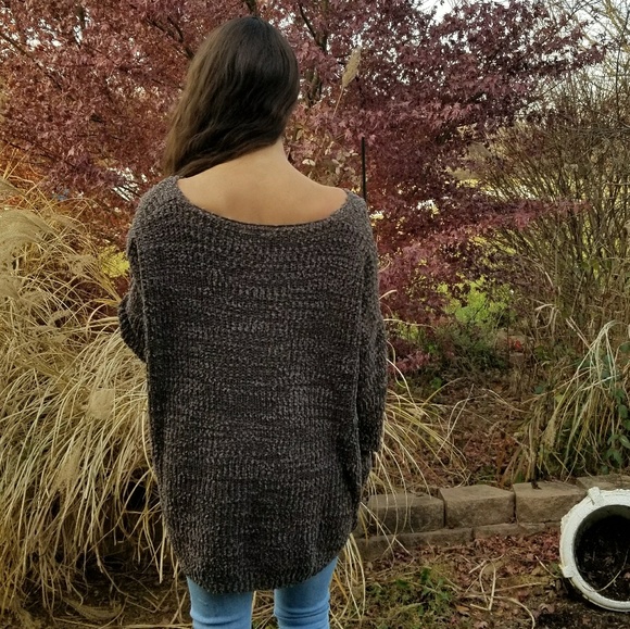 ▫️LAST▫️Oversized Distressed Sweater - Picture 6 of 8