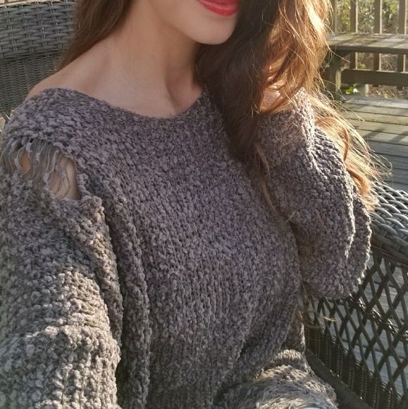 ▫️LAST▫️Oversized Distressed Sweater - Picture 7 of 8