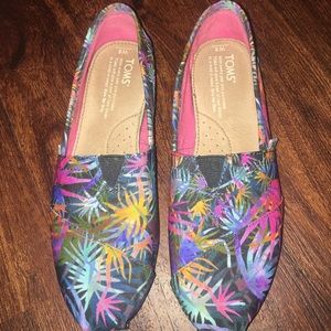 ✨ENTIRE CLOSET BUY 1 GET 1 FREE! ✨