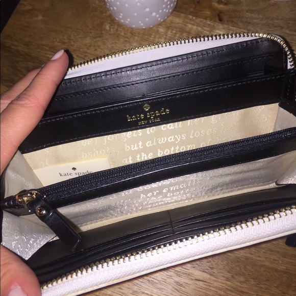 Kate Spade Fairmount Square Lacey wallet / clutch - Picture 3 of 5