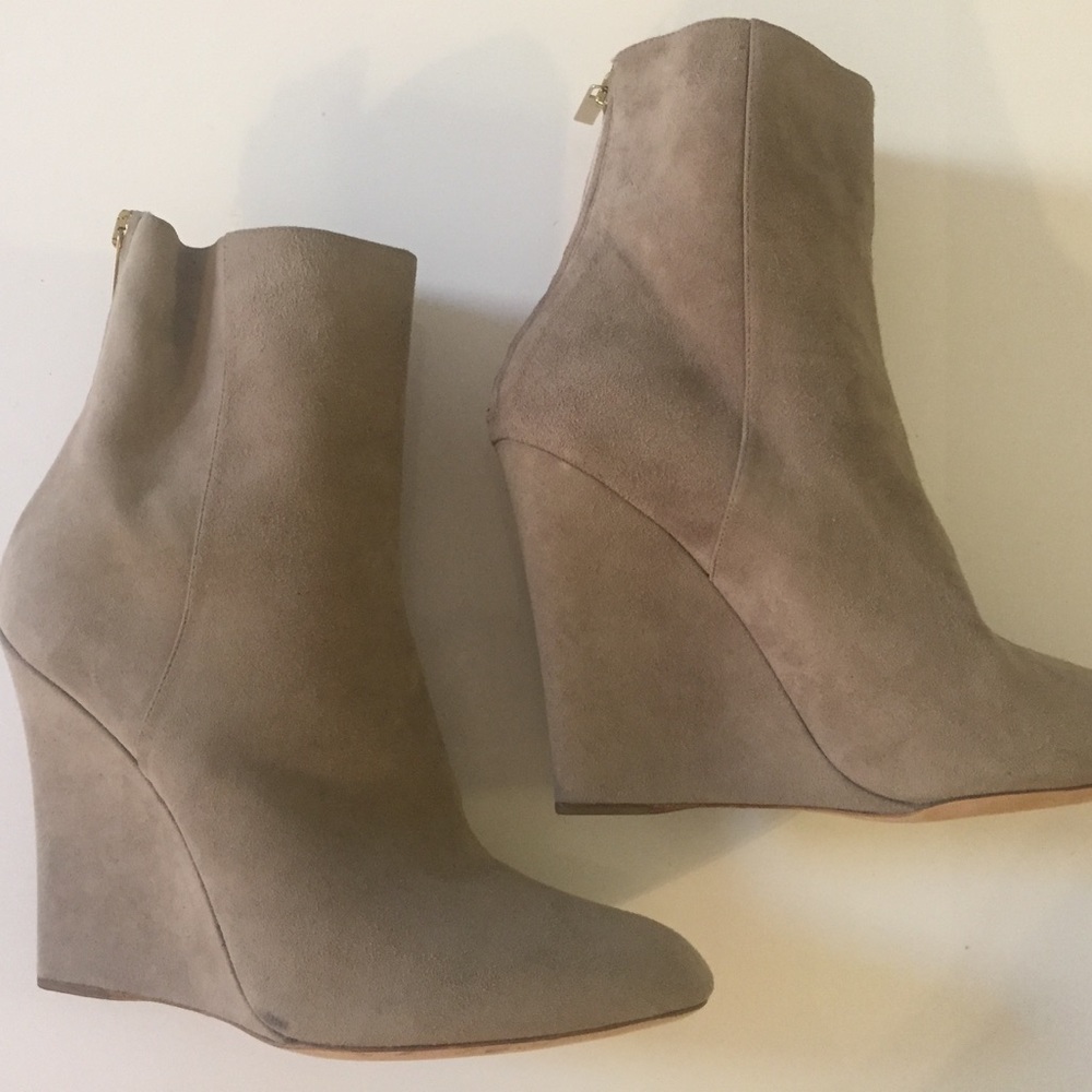 BRAND NEW! Jimmy Choo "Myth" Grey Suede Booties