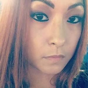 Meet your Posher, Mina