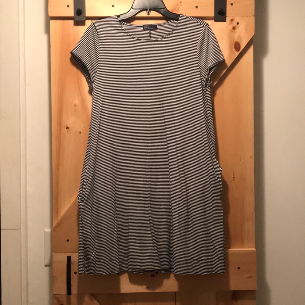 Gap cotton dress. Size medium