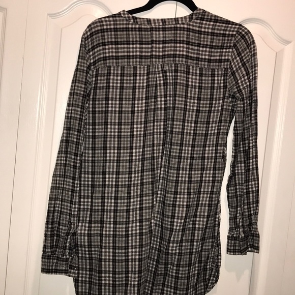 Old Navy Plaid Four Button Tunic - Picture 2 of 4