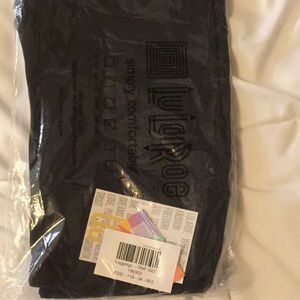 LuLaRoe black one size leggings
