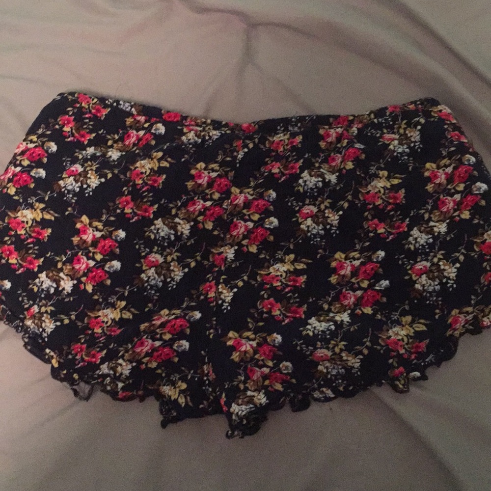 Shorts - Picture 2 of 2