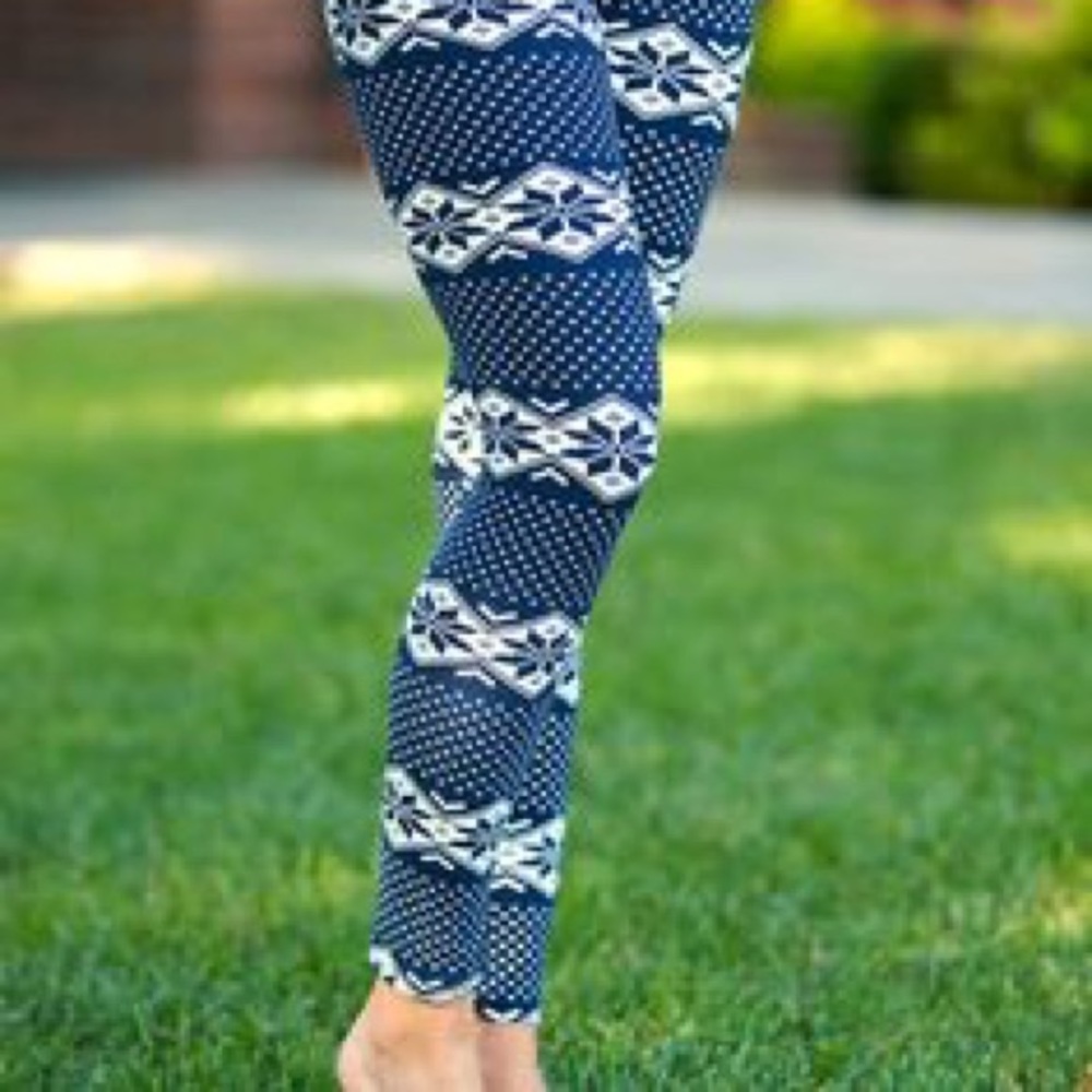 Snowflake Leggings OS