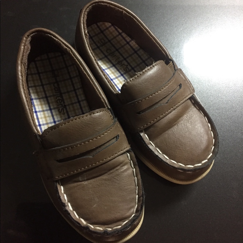 Boys shoes