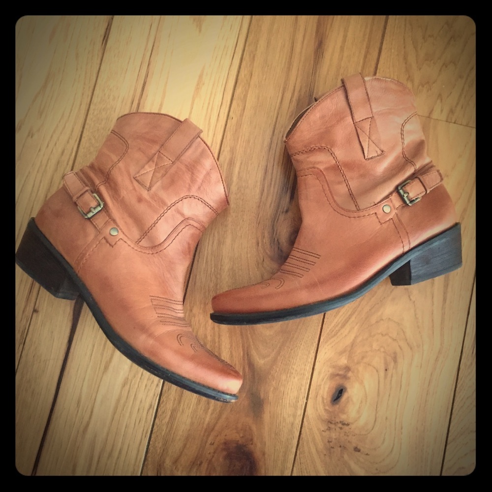 Ankle cowboy boots