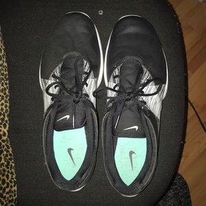 Nike women’s golf shoes barely used! Must go