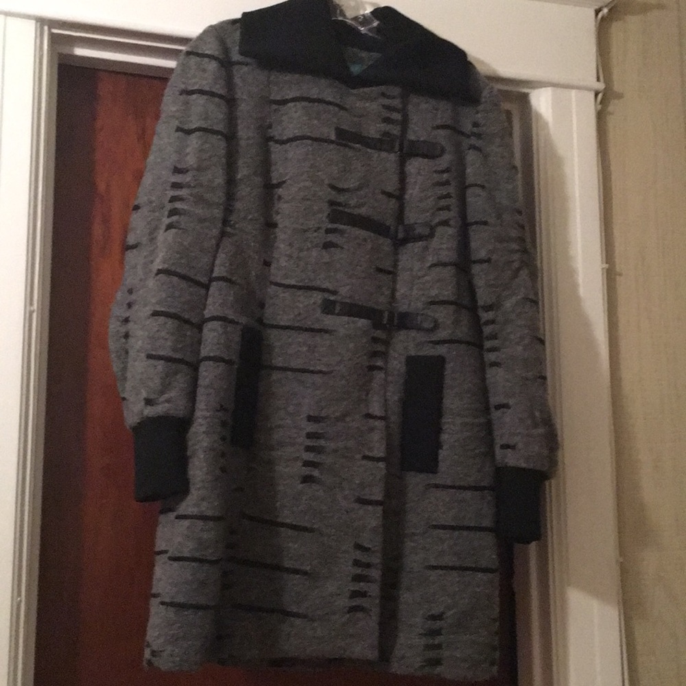 Gently worn Tracy Reese Wool Blend Winter Coat.