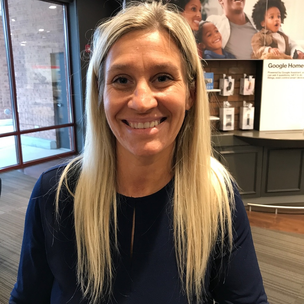 Meet your Posher, Nicole