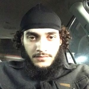 Meet your Posher, Justin