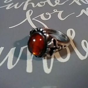 BEAUTIFUL AMBER & 925 SILVER RING