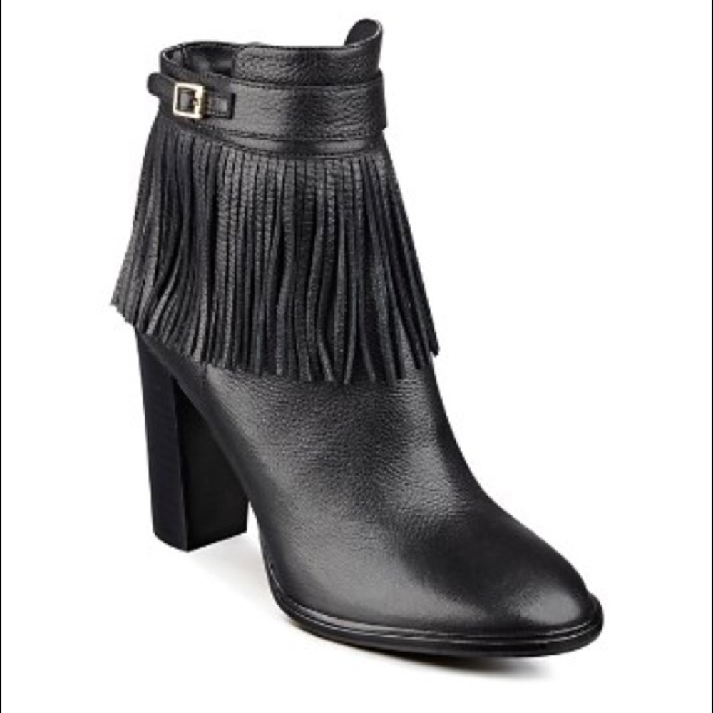 Ivanka Trump Leather Preta Bootie