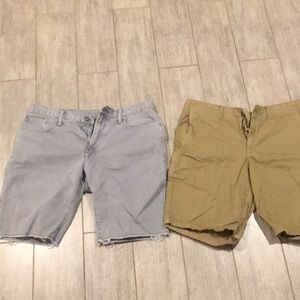 Lot two pairs Gap shorts