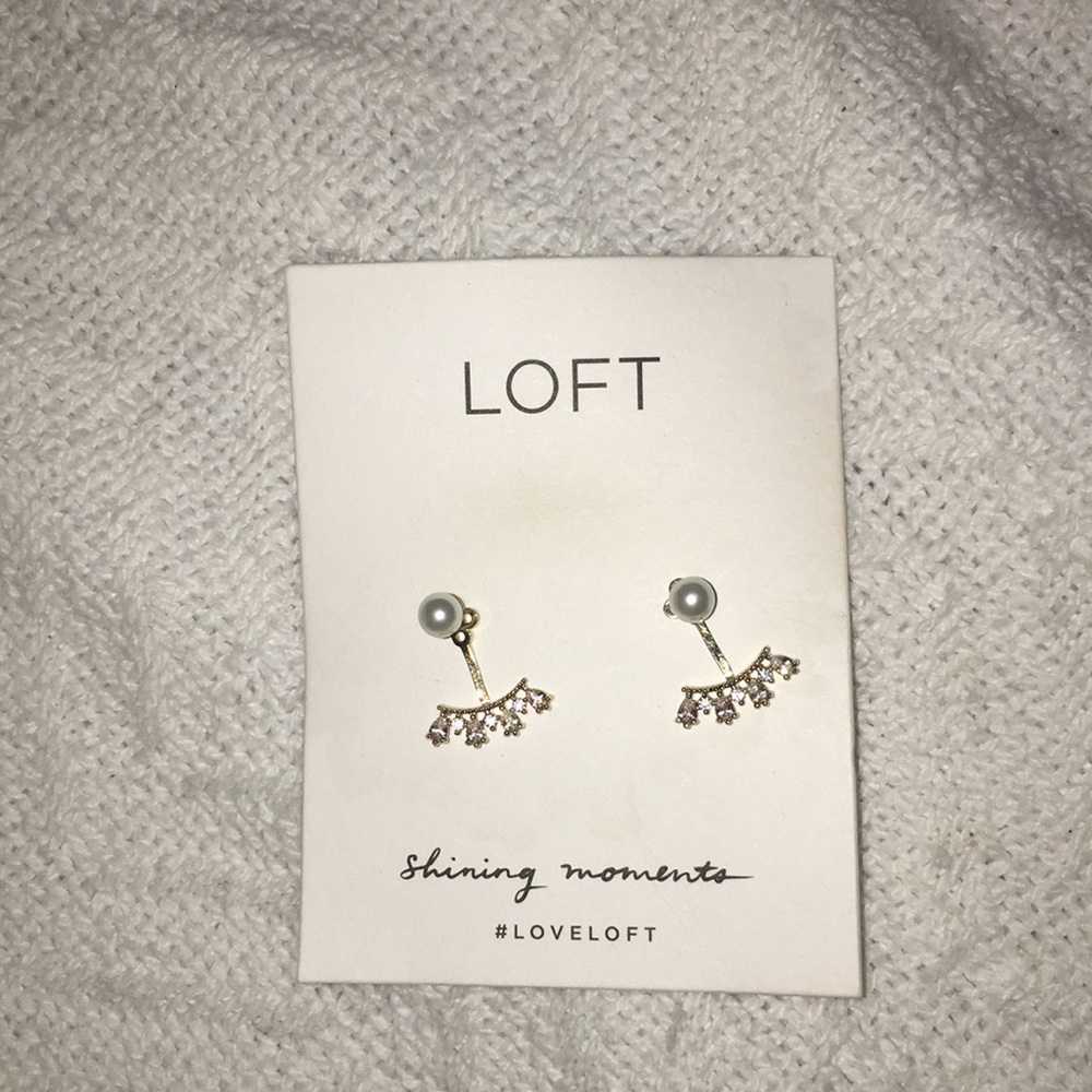 gold and pearl earrings