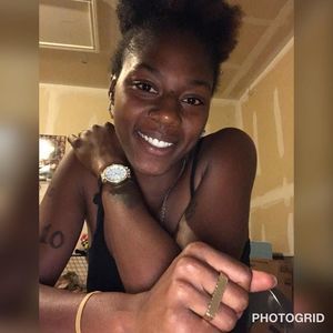 Meet your Posher, Jackie