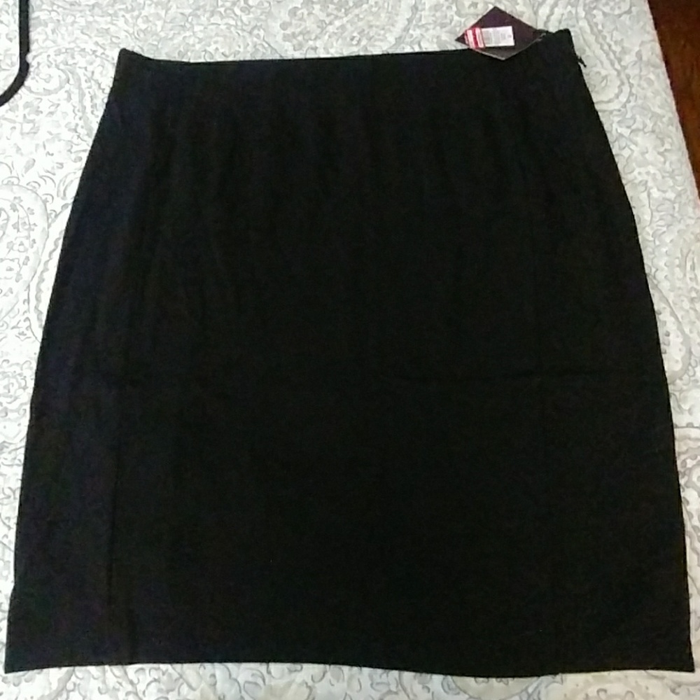 Black pencil skirt