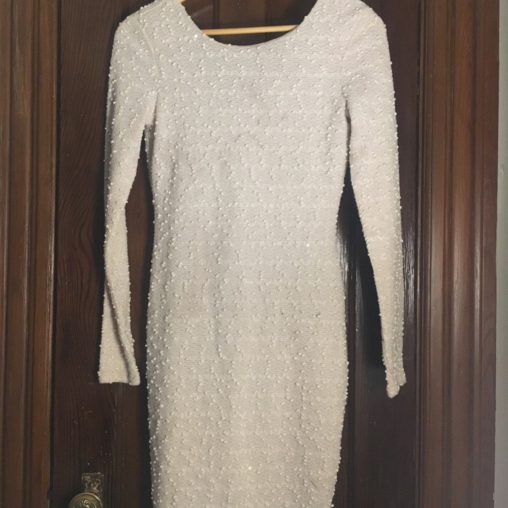 Jennifer Lopez size small cream dress