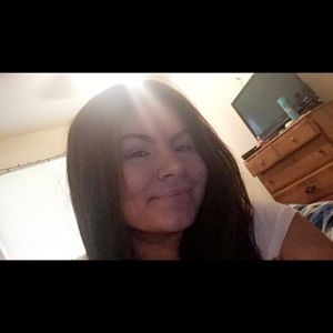 Meet your Posher, Janessa