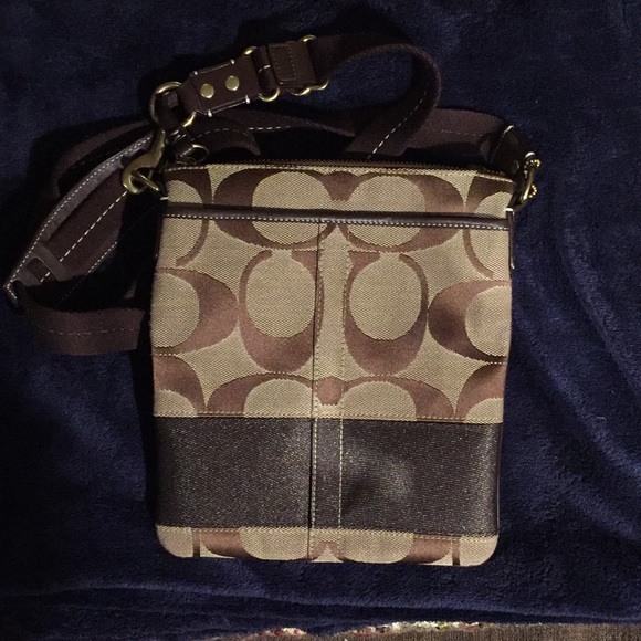 Coach Signature Stripe Swingpack Crossbody (Brown) - Picture 2 of 5