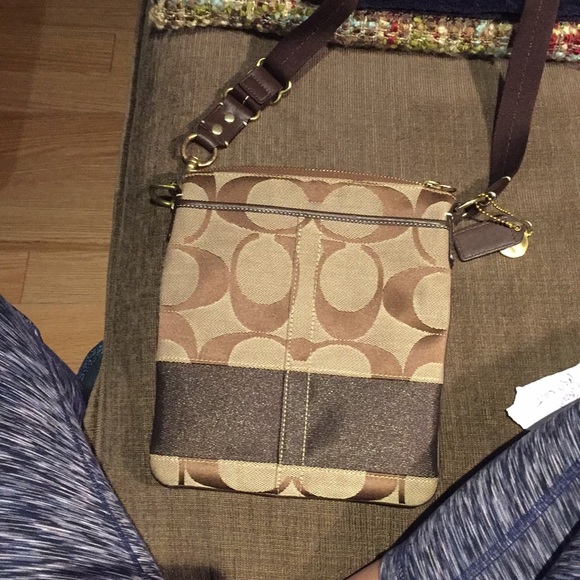 Coach Signature Stripe Swingpack Crossbody (Brown) - Picture 4 of 5