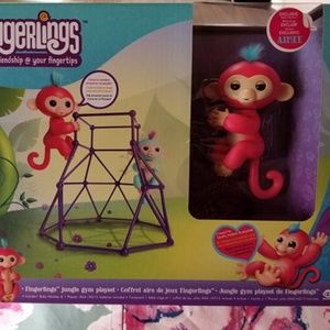 Authentic WowWee Fingerling jungle gym Aimee