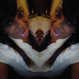 Meet your Posher, Loniece