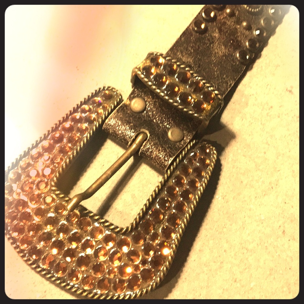 Blinded out Very Fun, real leather belt!