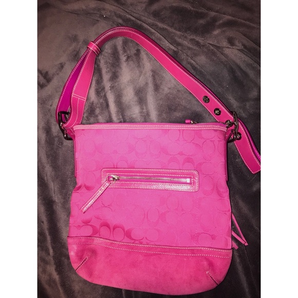 CYBER SALE‼️ NWOT Authentic Pink Coach Shoulderbag - Picture 2 of 4